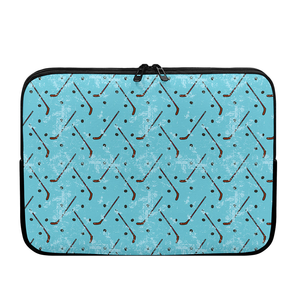 Hockey Stick And Puck Pattern Print Laptop Sleeve