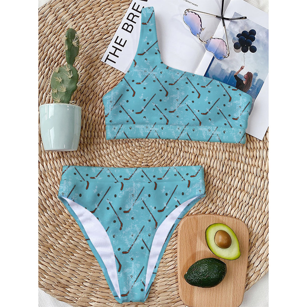 Hockey Stick And Puck Pattern Print One Shoulder Bikini Top