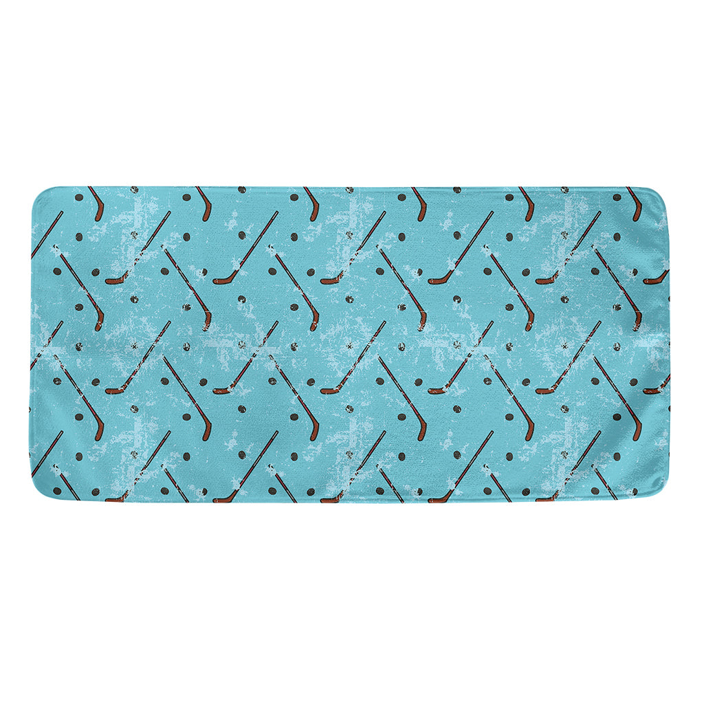 Hockey Stick And Puck Pattern Print Towel