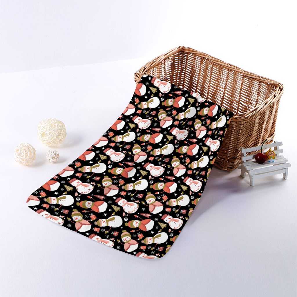 Holiday Snowman Pattern Print Towel