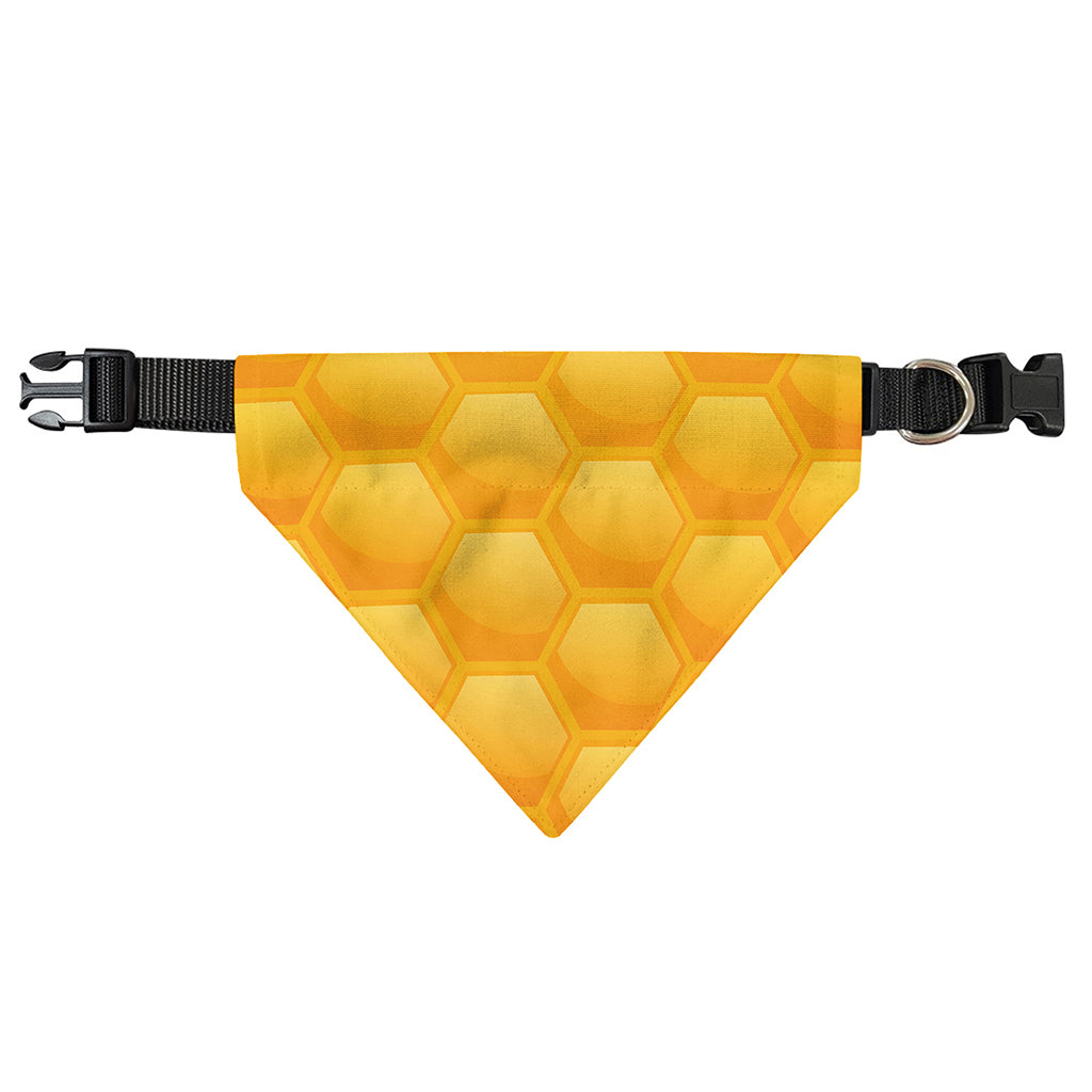 Honeycomb Pattern Print Over The Collar Dog Bandana