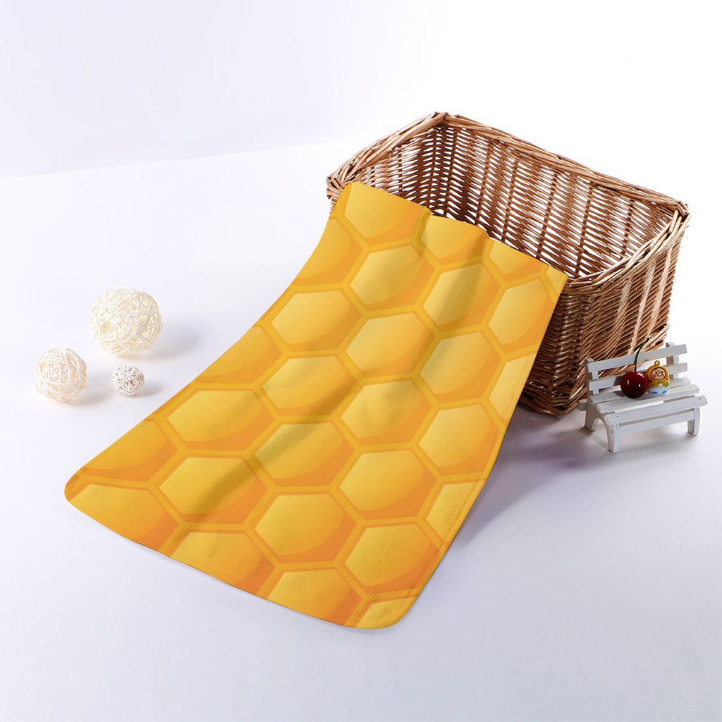 Honeycomb Pattern Print Towel