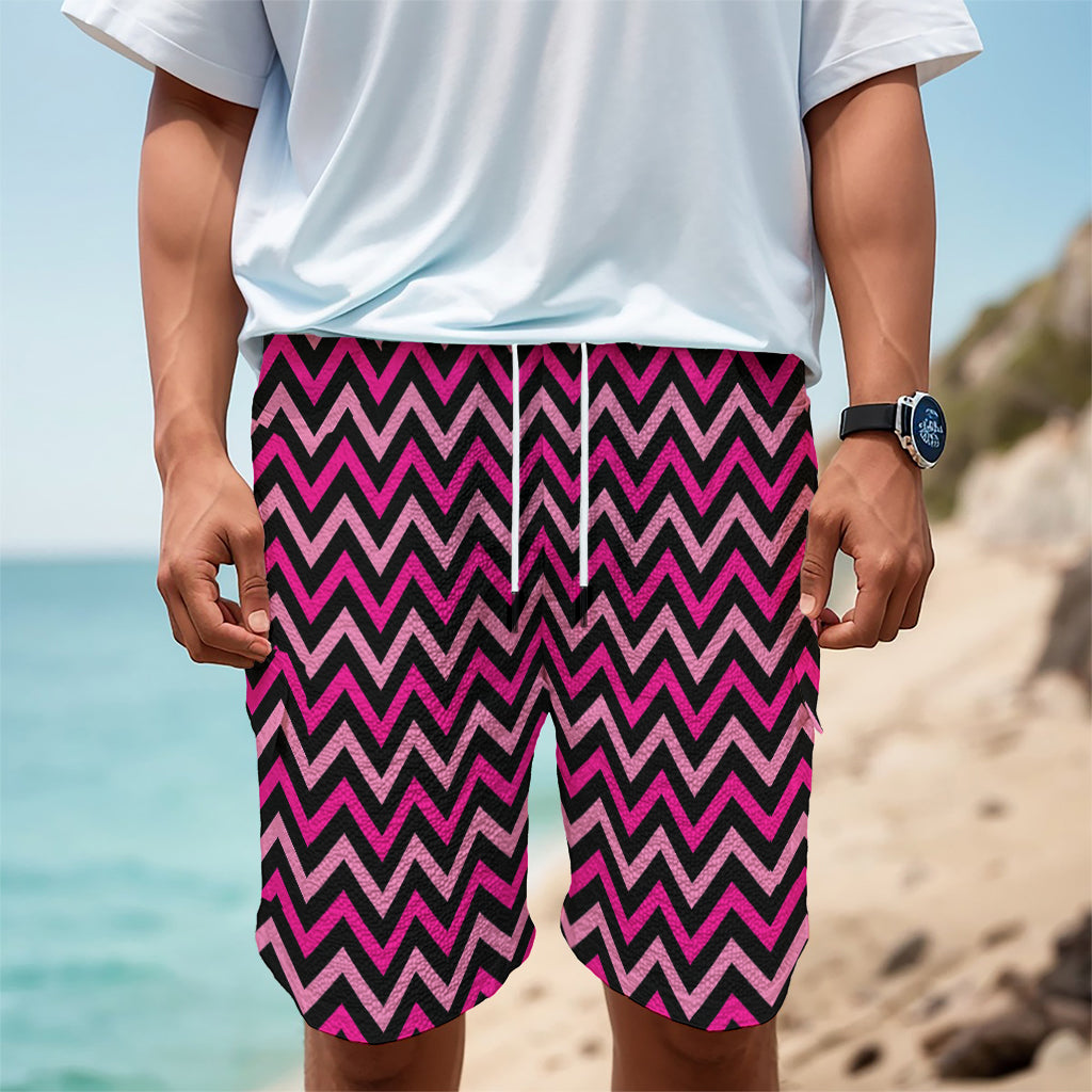 Hot Pink And Black Chevron Pattern Print Men's Cargo Shorts
