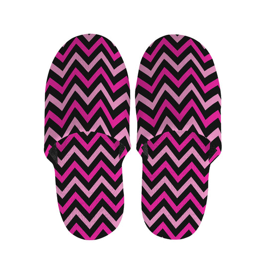 Hot Pink And Black Chevron Pattern Print Slippers