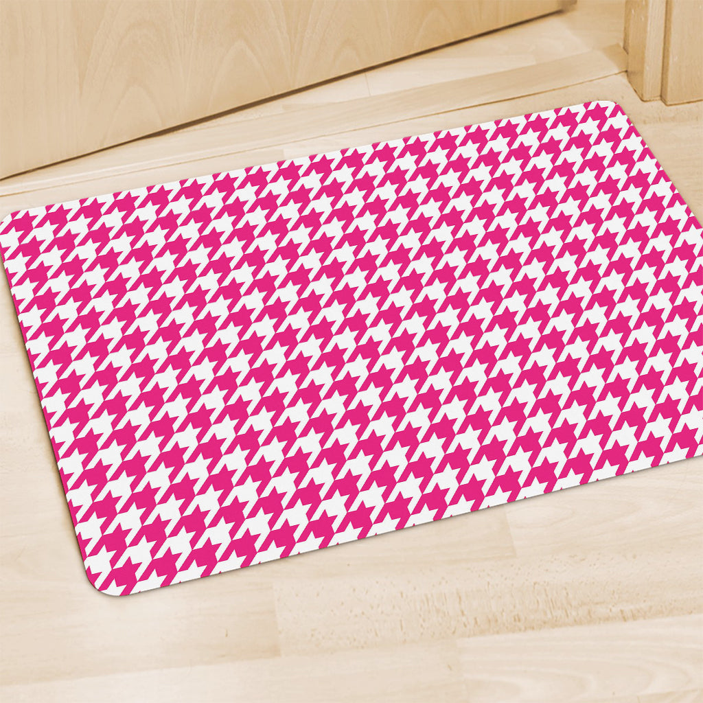 Hot Pink And White Houndstooth Print Polyester Doormat