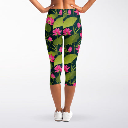Hot Pink Lotus Pattern Print Women's Capri Leggings