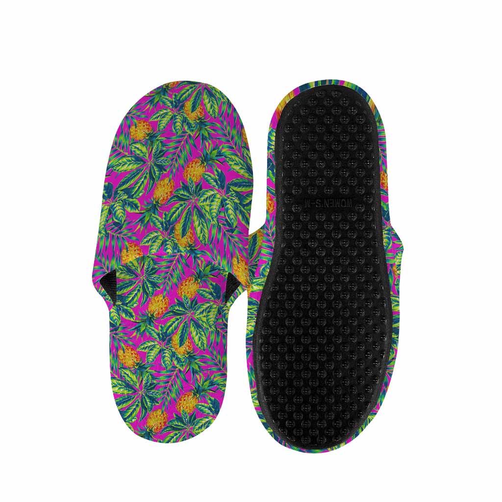 Hot Purple Pineapple Pattern Print Slippers