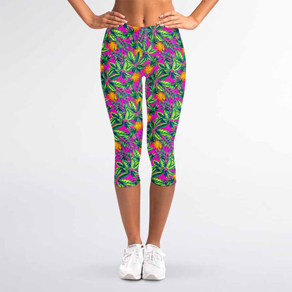 Hot Purple Pineapple Pattern Print Women's Capri Leggings