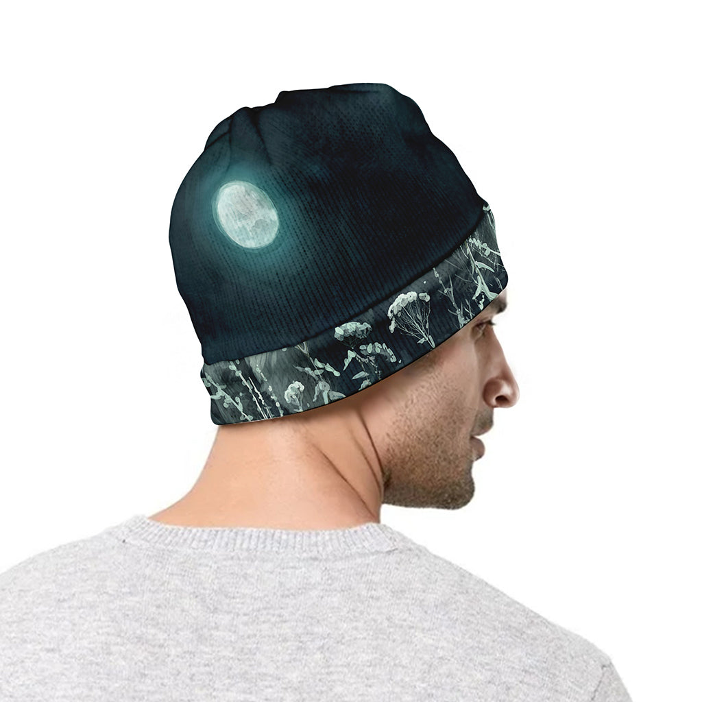 Howling Snowy Wolf Painting Print Beanie