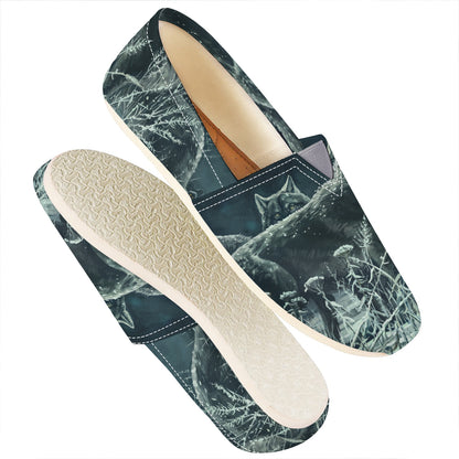 Howling Snowy Wolf Painting Print Casual Shoes
