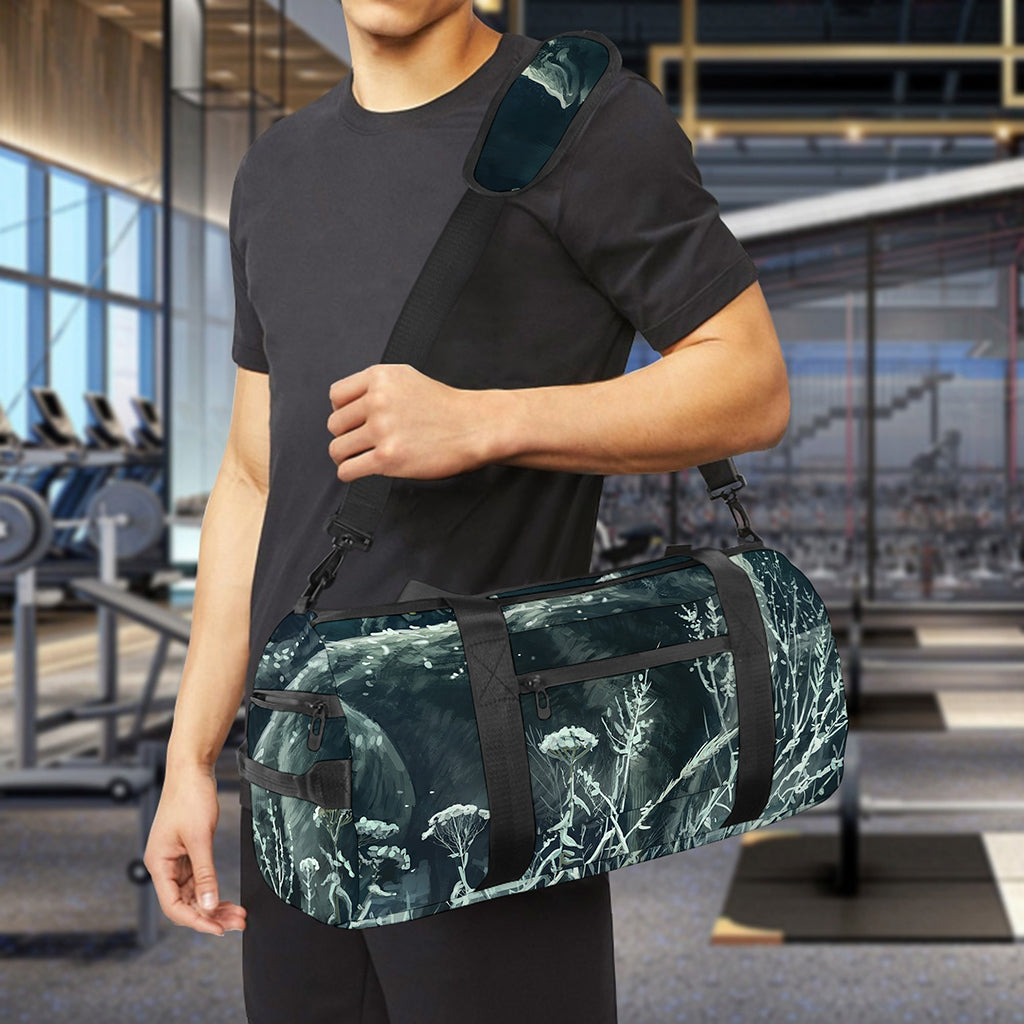 Howling Snowy Wolf Painting Print Gym Bag