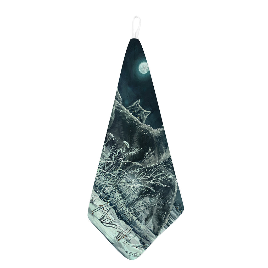 Howling Snowy Wolf Painting Print Hand Towel