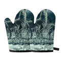 Howling Snowy Wolf Painting Print Oven Mitts