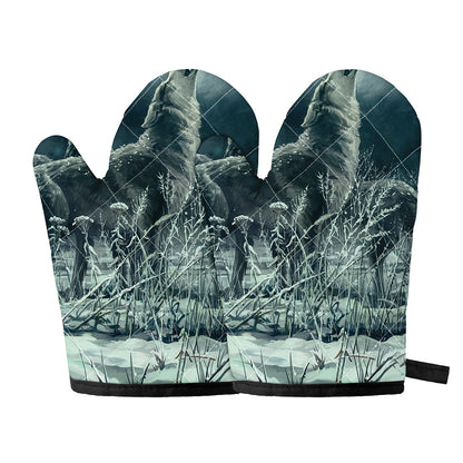 Howling Snowy Wolf Painting Print Oven Mitts