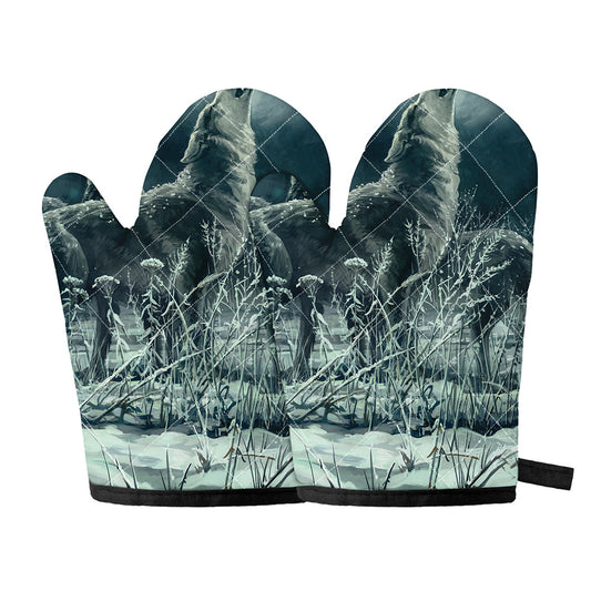 Howling Snowy Wolf Painting Print Oven Mitts