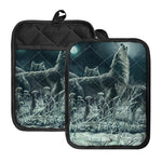 Howling Snowy Wolf Painting Print Pot Holders With Pocket
