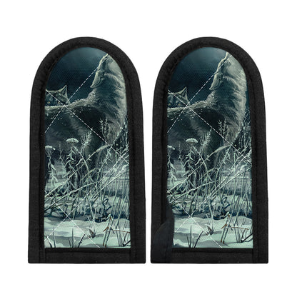 Howling Snowy Wolf Painting Print Skillet Handle Cover
