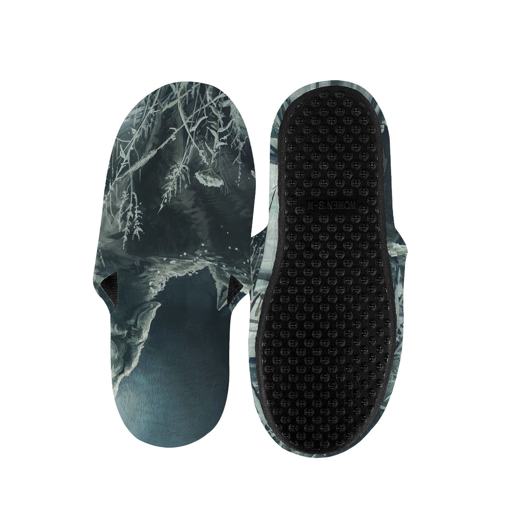 Howling Snowy Wolf Painting Print Slippers