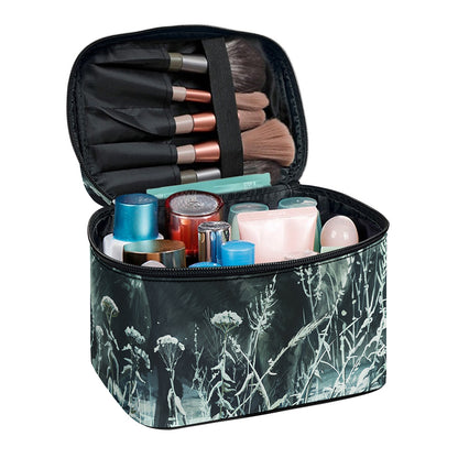 Howling Snowy Wolf Painting Print Travel Makeup Bag