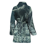 Howling Snowy Wolf Painting Print Women's Bathrobe
