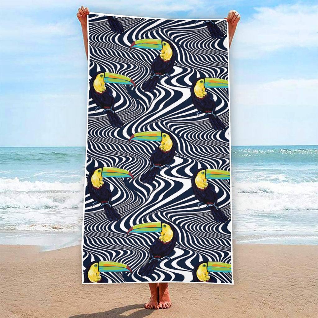 Illusion Toucan Print Beach Towel