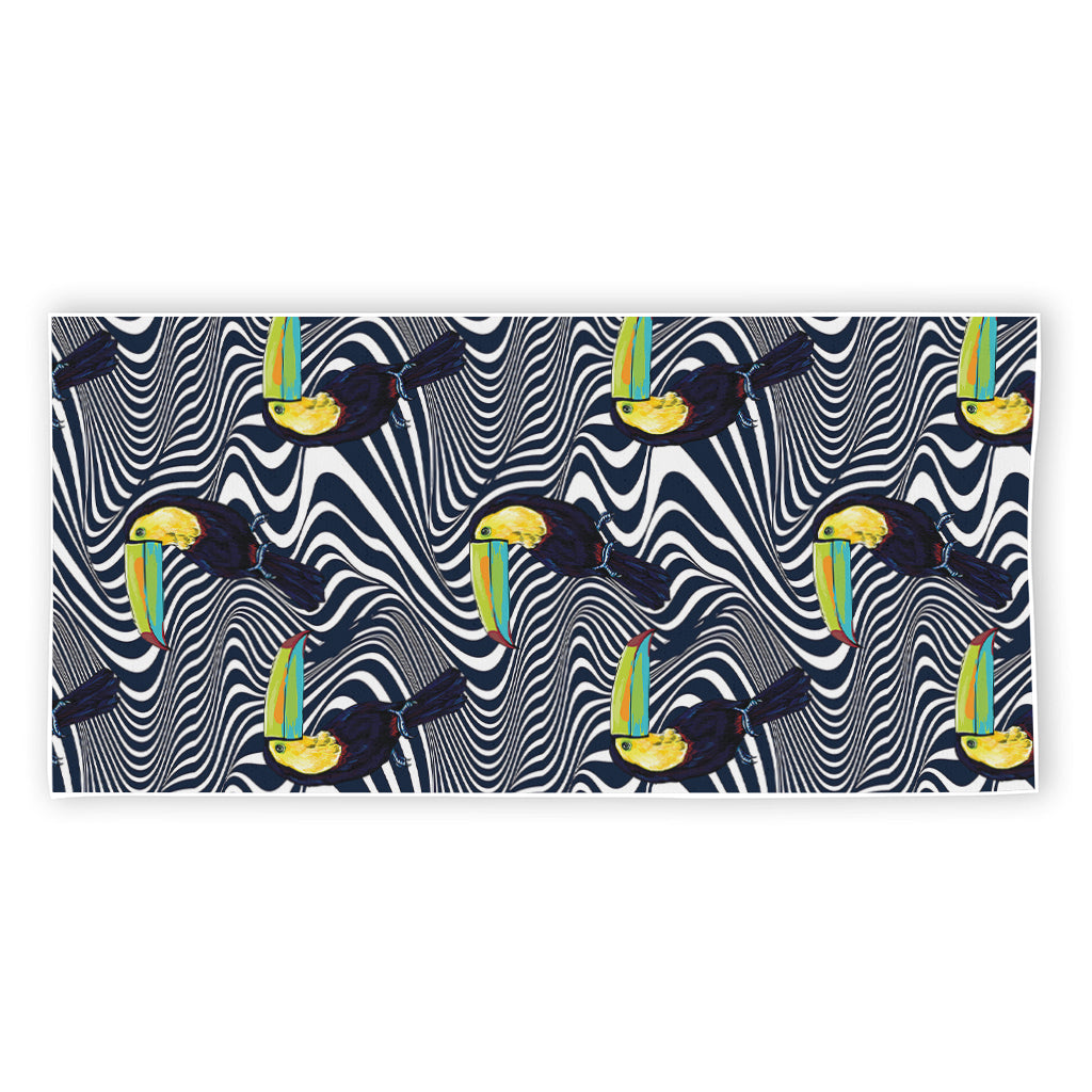 Illusion Toucan Print Beach Towel