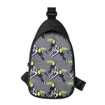 Illusion Toucan Print Chest Bag