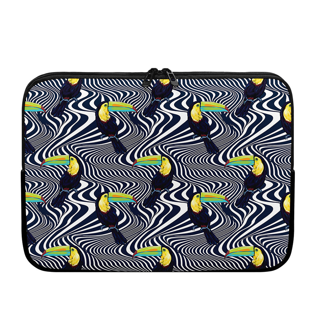 Illusion Toucan Print Laptop Sleeve