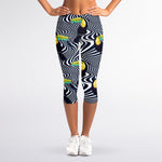 Illusion Toucan Print Women's Capri Leggings