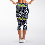 Illusion Toucan Print Women's Capri Leggings