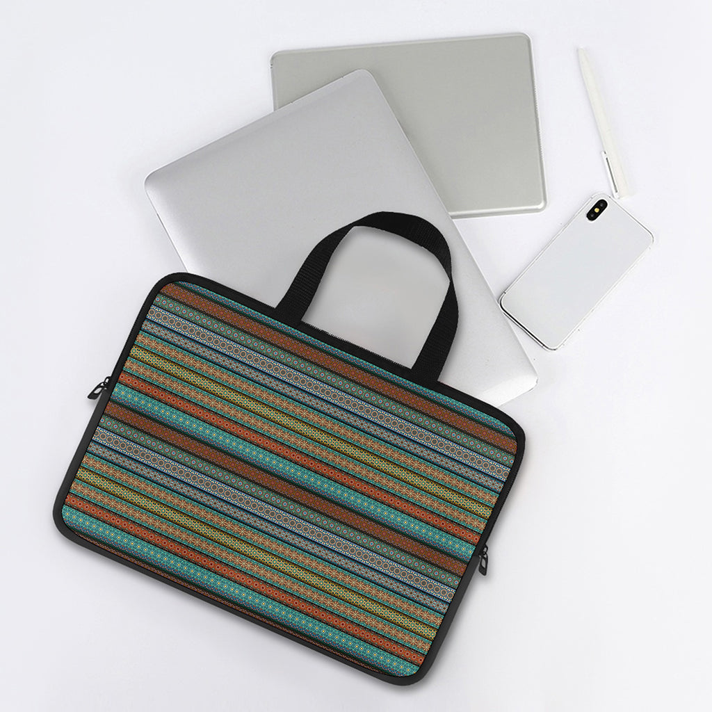 Indian Ethnic Pattern Print Laptop Sleeve With Handle