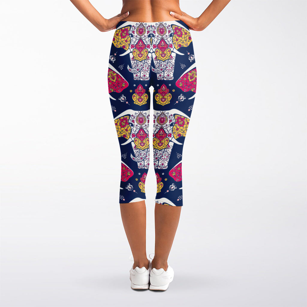 Indian Floral Elephant Pattern Print Women's Capri Leggings