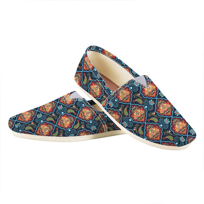 Indian Floral Paisley Pattern Print Casual Shoes