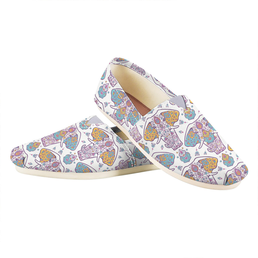 Indian Flower Elephant Pattern Print Casual Shoes