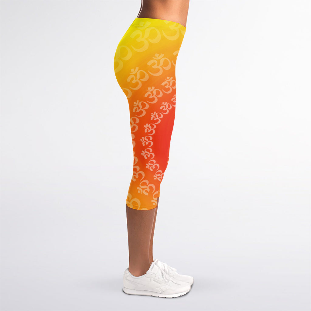 Indian Om Sign Print Women's Capri Leggings