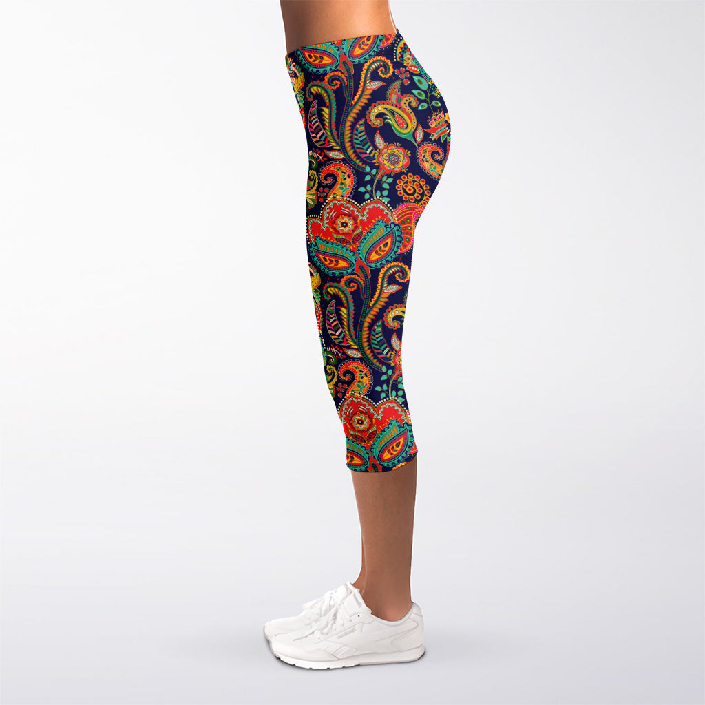 Indian Paisley Pattern Print Women's Capri Leggings