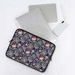 Indian Rose Paisley Pattern Print Laptop Sleeve