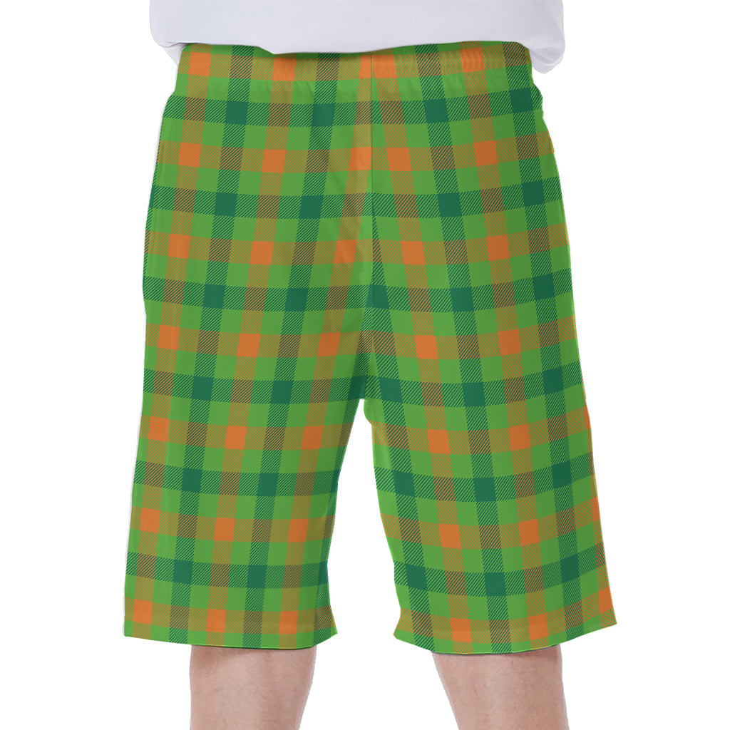 Irish Buffalo Plaid Pattern Print Men's Beach Shorts