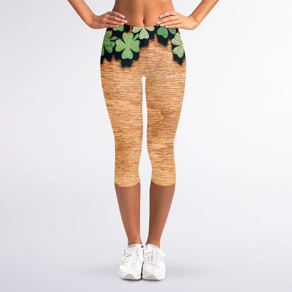 Irish Four Leaf Clovers Wood Print Women's Capri Leggings