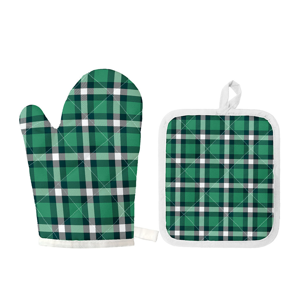 Irish St. Patrick's Day Plaid Print Oven Mitt And Pot Holder Set