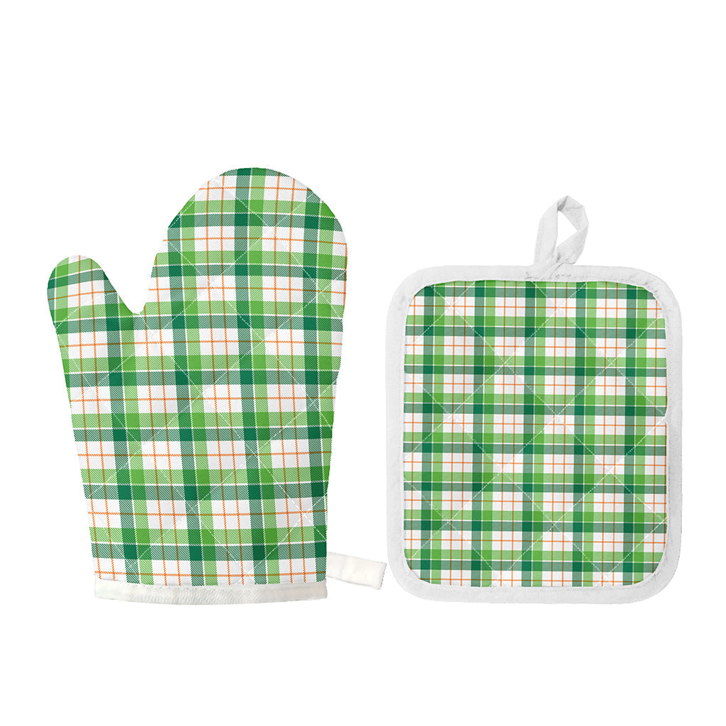 Irish St. Patrick's Day Tartan Print Oven Mitt And Pot Holder Set