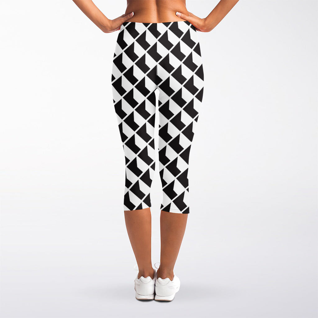 Isometric Geometric Pattern Print Women's Capri Leggings