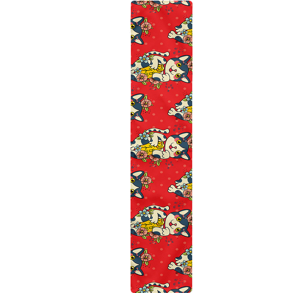 Japanese Cat Maneki Neko Pattern Print Table Runner