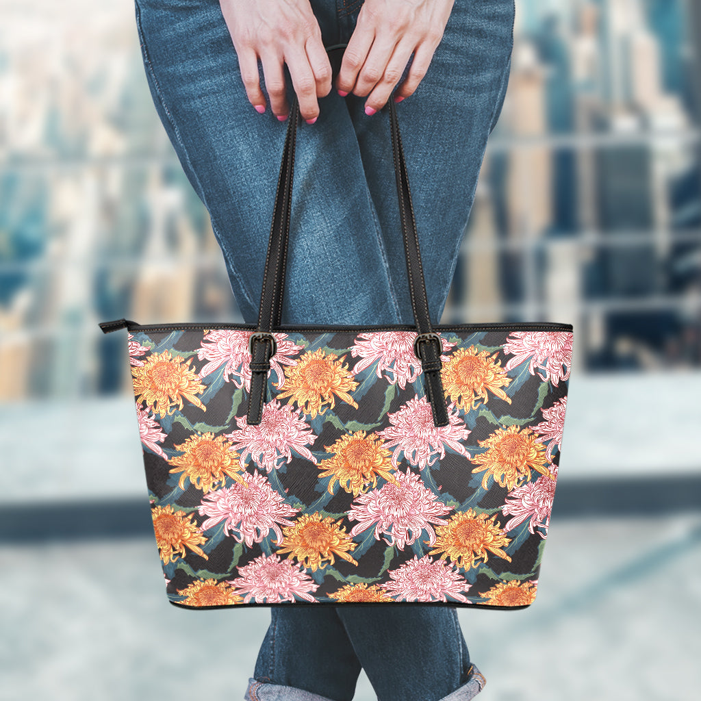 Japanese Chrysanthemum Pattern Print Leather Tote Bag