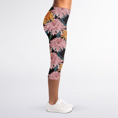 Japanese Chrysanthemum Pattern Print Women's Capri Leggings