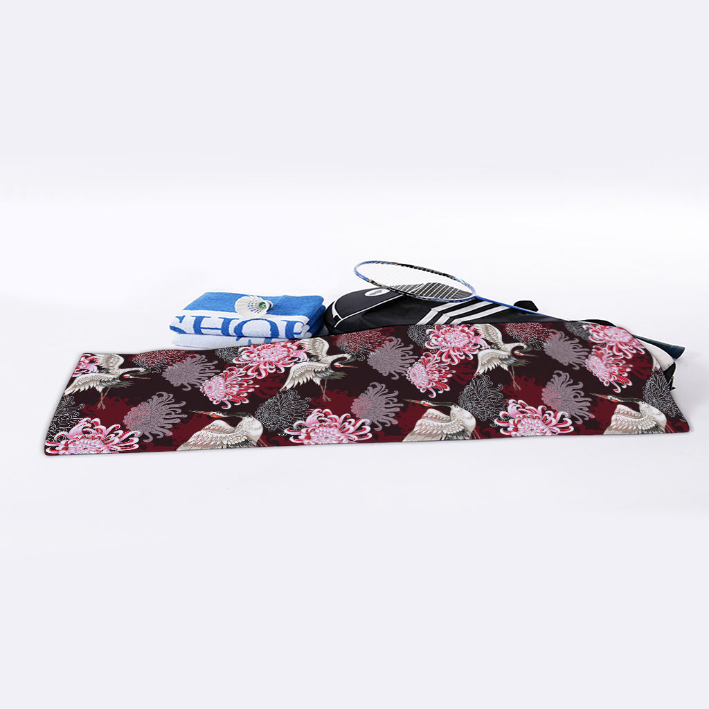 Japanese Cranes And Chrysanthemums Print Sports Towel