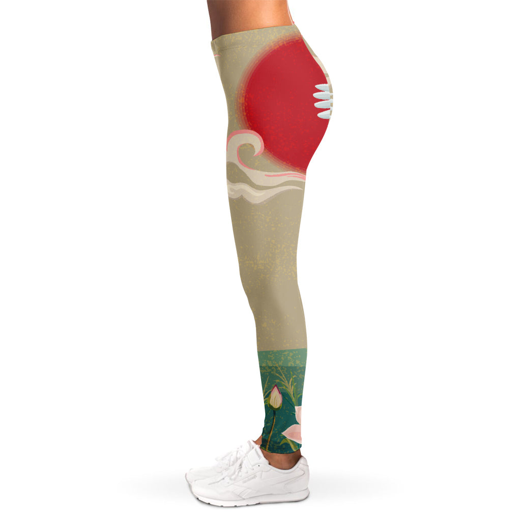Japanese Cranes At Sunset Print Women's Leggings