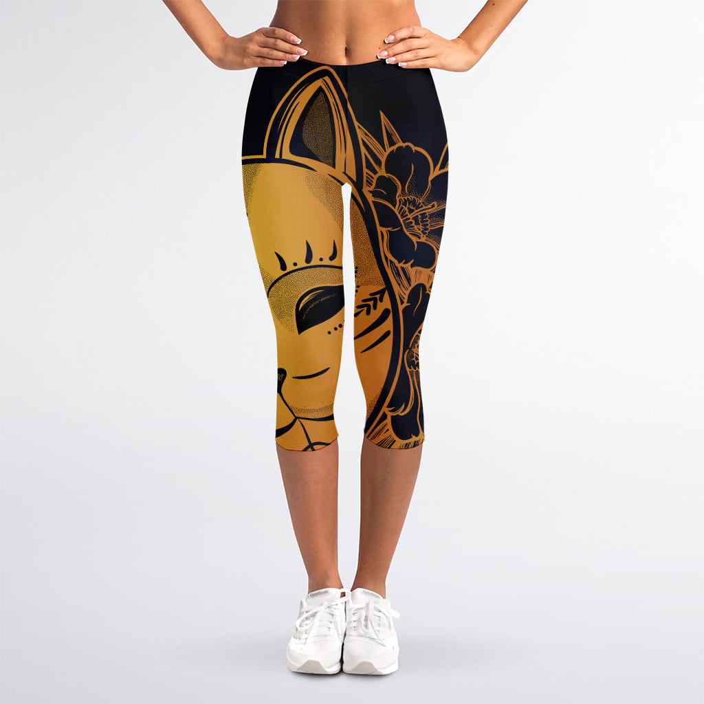 Japanese Fox Mask Print Women's Capri Leggings