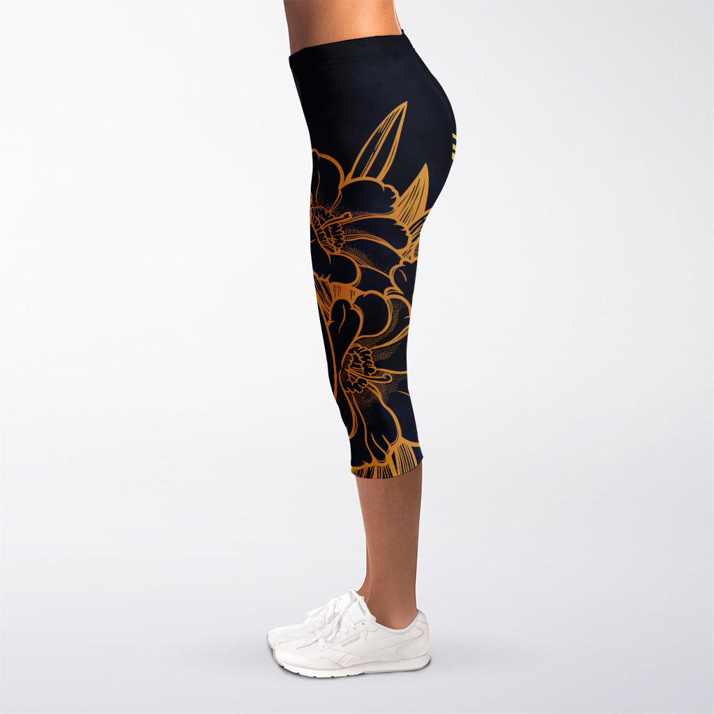 Japanese Fox Mask Print Women's Capri Leggings