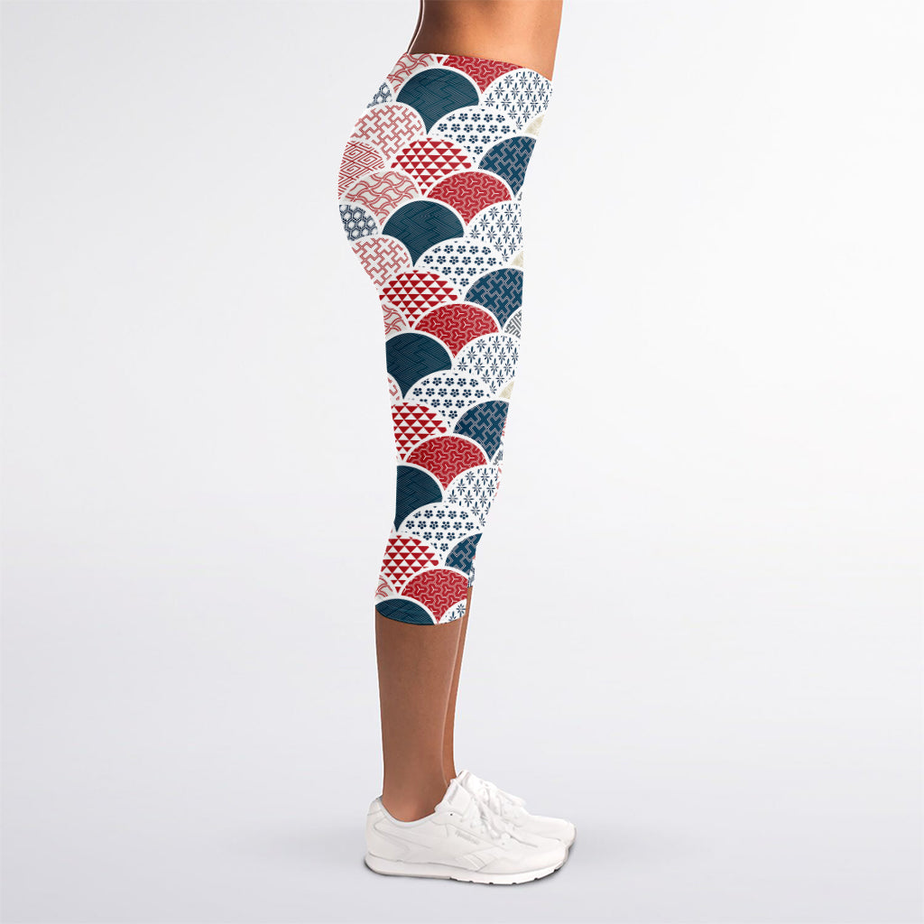 Japanese Geometric Pattern Print Women's Capri Leggings